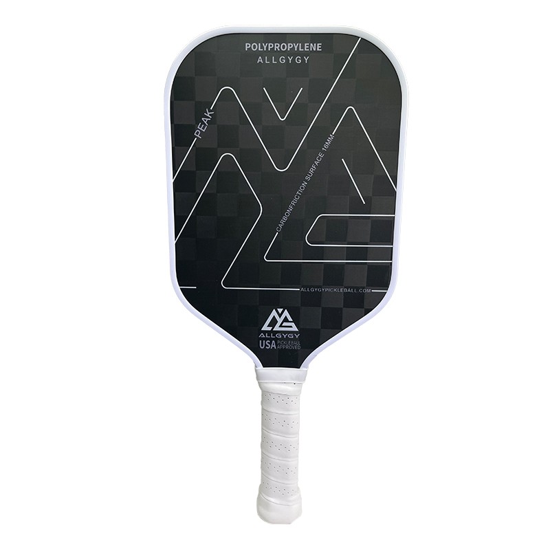 Proč byste si měli vybrat pickleball pádl z uhlíkových vláken pro zlepšení výkonu a trvanlivosti?